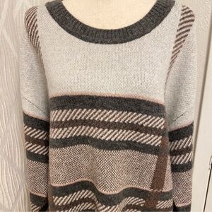 EVRI Cozy Sweater Plaid Grays Cocoa Pink Plaid Subtle Metallic Shine NWT Sz 1x